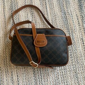Bally Tan and Black Leather Crossbody